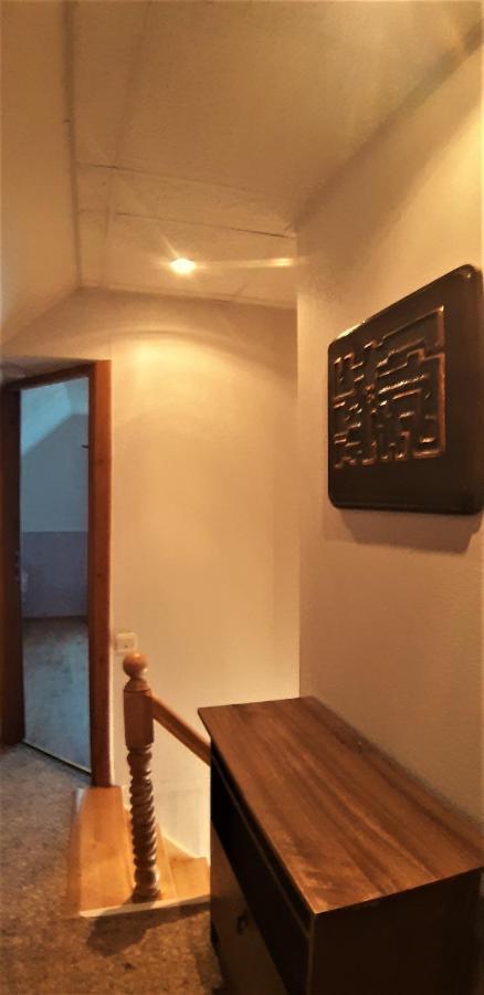 Atmatas Hotel Bernati Bagian luar foto